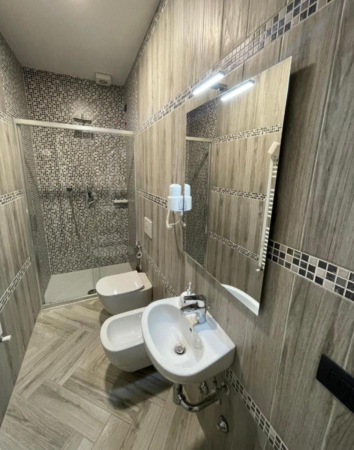 Holiday Rooms โร ภายนอก รูปภาพ